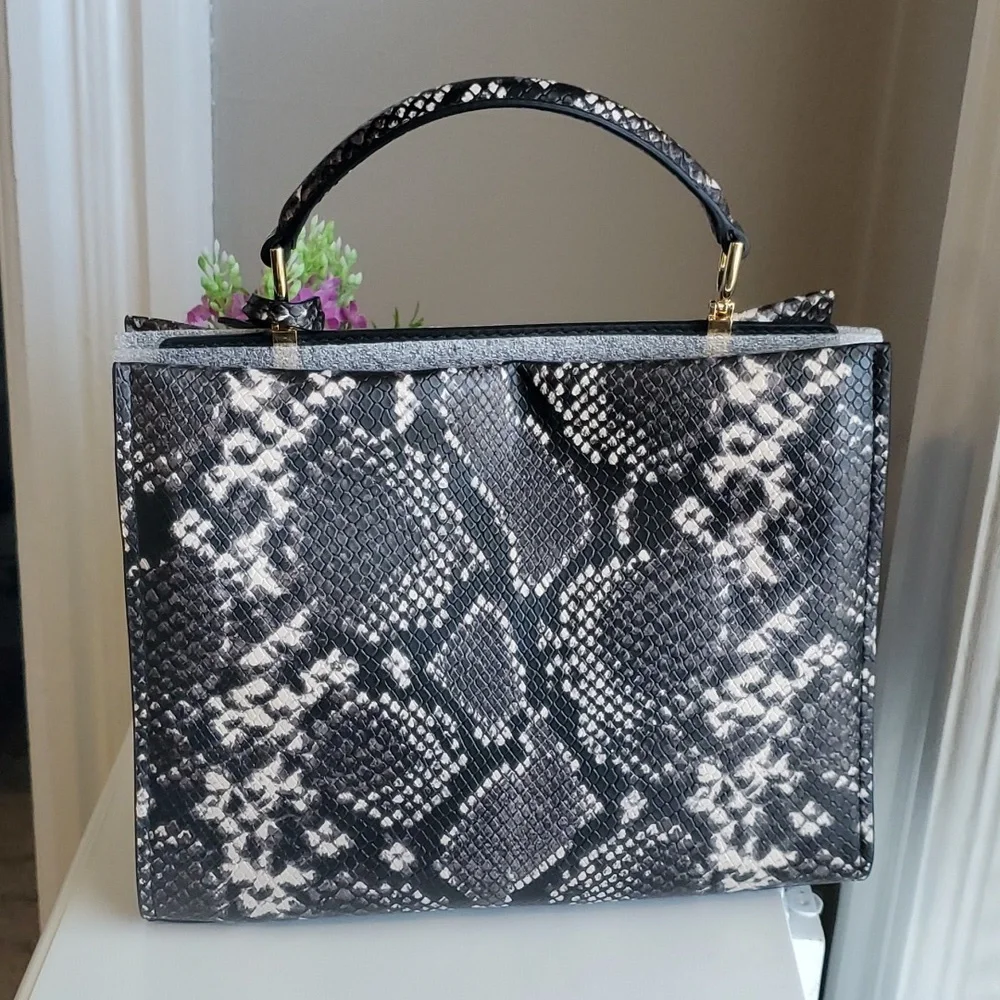 Michael Kors medium top-‎ handle satchel